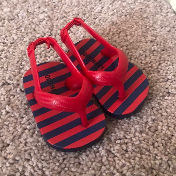 Baby old navy sandals - Picture 1 of 2